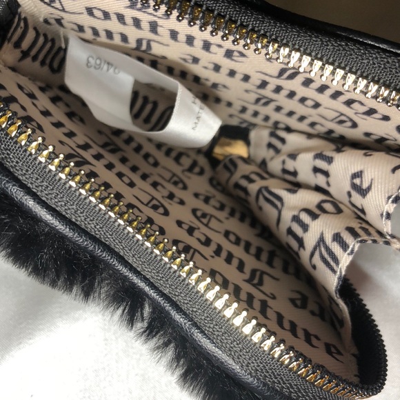 Juicy Couture Liquorice Get Cozy Faux Fur Heart Zip Around Wristlet JC Logo NWT - Picture 14 of 16